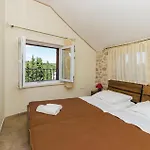 Holiday Home Zman Zman Ferienhaus