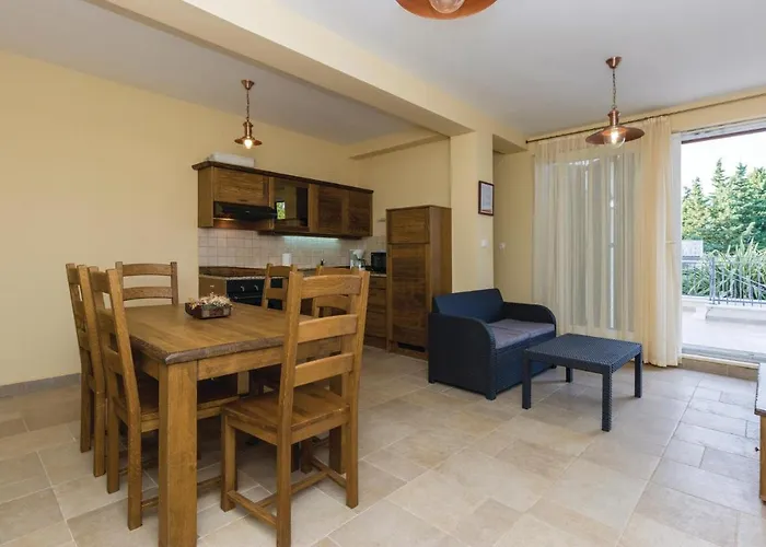 Vikendica Holiday Home Zman Zman *