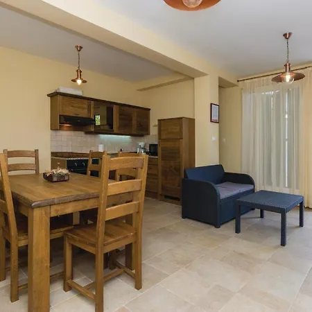 펜션 Holiday Home Zman Zman *