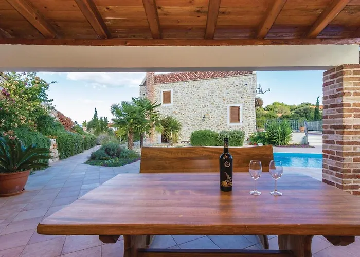 Holiday Home Zman Zman 펜션 *