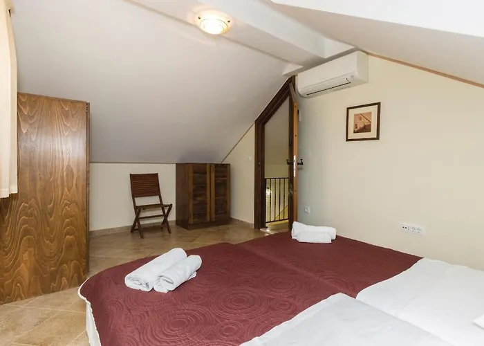 펜션 Holiday Home Zman Zman *